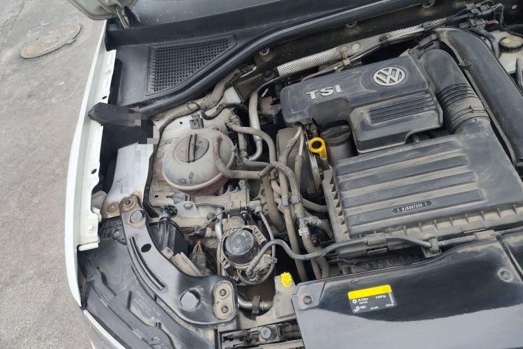 Used Volkswagen T-ROC 2020 280TSI DSG Two-Wheel Drive Comfort Version Engine Bay Right