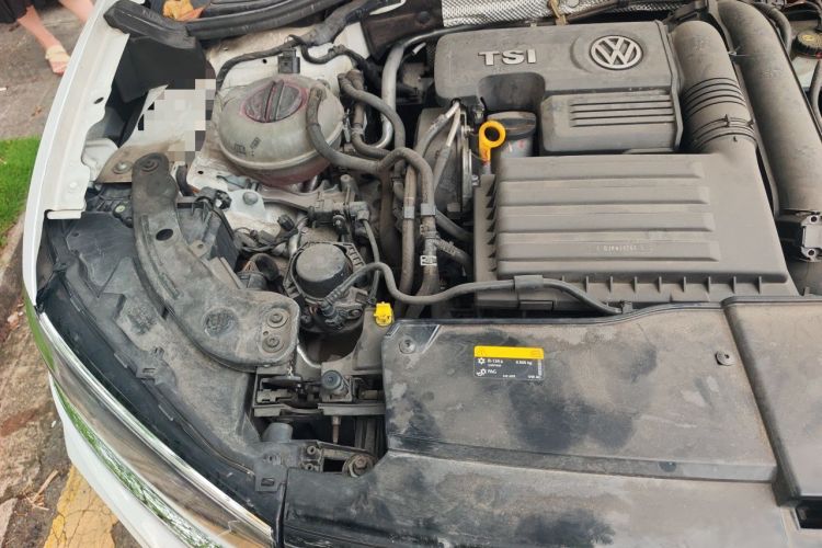 Used Volkswagen T-ROC 2020 230TSI DSG Two-Wheel Drive Advanced Version Engine Bay Right