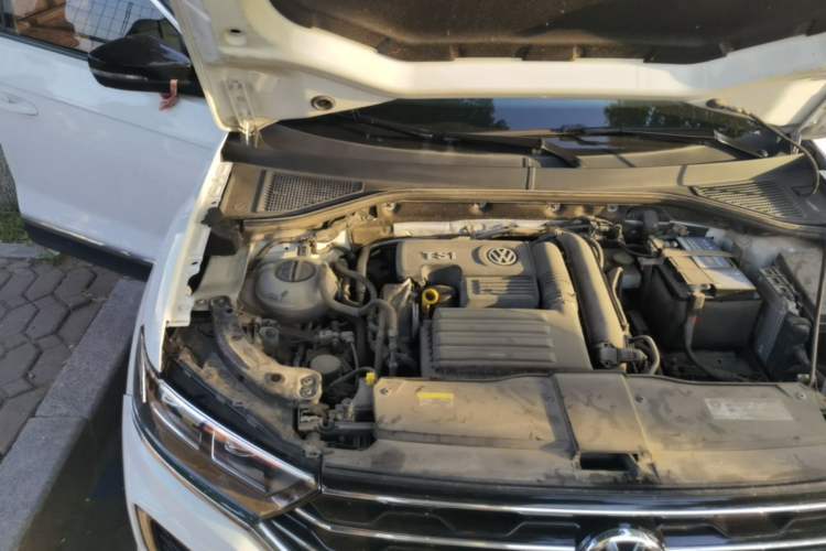Used Volkswagen T-ROC 2020 230TSI DSG Two-Wheel Drive Advanced Version Engine Bay Right