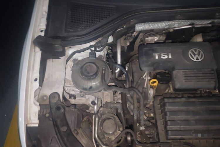 Used Volkswagen T-ROC 2020 280TSI DSG Two-Wheel Drive Advanced Version Engine Bay Right