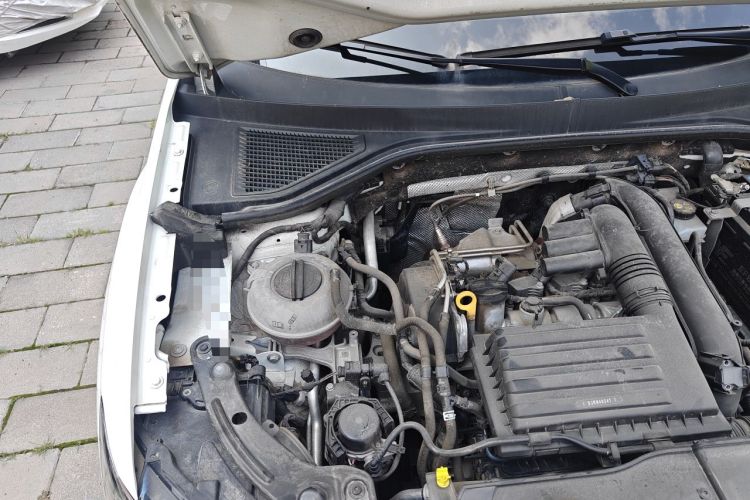 Used Volkswagen T-ROC 2020 230TSI DSG Two-Wheel Drive Advanced Version Engine Bay Right