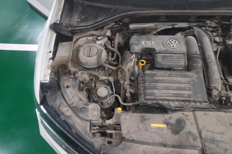 Used Volkswagen T-ROC 2020 280TSI DSG Two-Wheel Drive Comfort Version Engine Bay Right