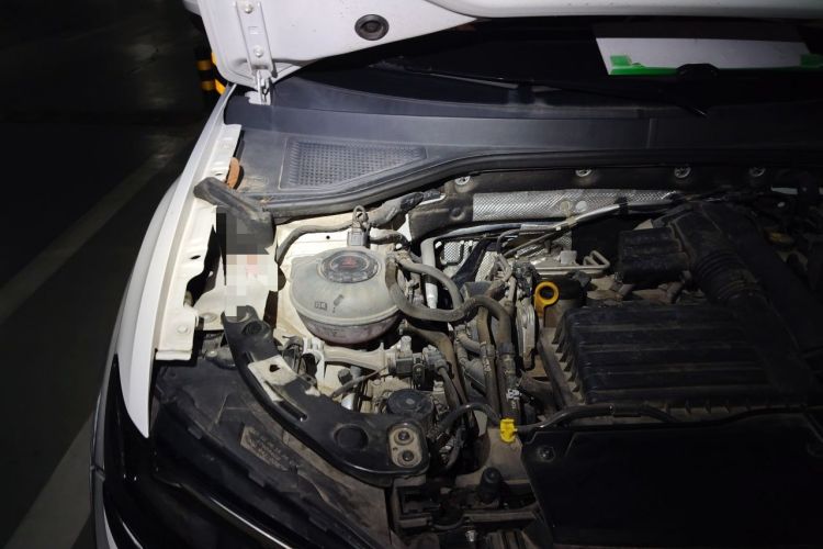 Used Volkswagen T-ROC 2020 230TSI DSG Two-Wheel Drive Advanced Version Engine Bay Right