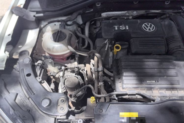 Used Volkswagen T-ROC 2020 280TSI DSG Two-Wheel Drive Comfort Version Engine Bay Right