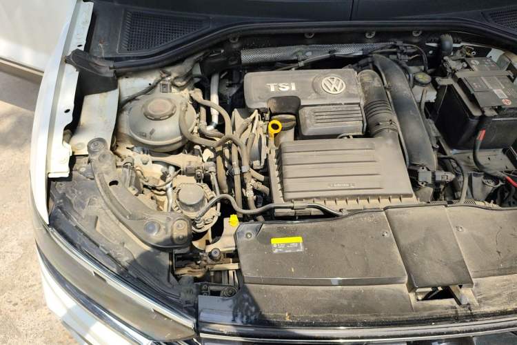Used Volkswagen T-ROC 2020 280TSI DSG Two-Wheel Drive Comfort Version Engine Bay Right