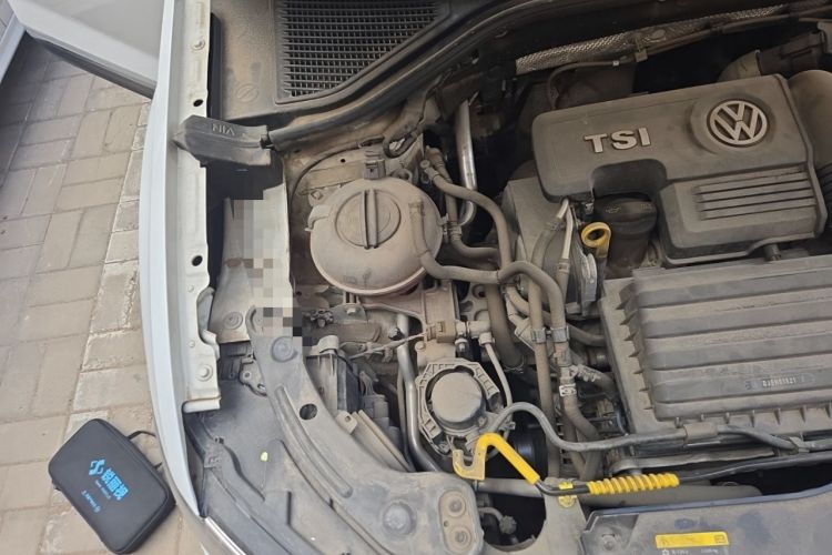 Used Volkswagen T-ROC 2020 280TSI DSG Two-Wheel Drive Comfort Version Engine Bay Right
