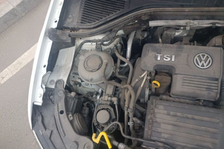 Used Volkswagen T-ROC 2020 280TSI DSG Two-Wheel Drive Comfort Version Engine Bay Right