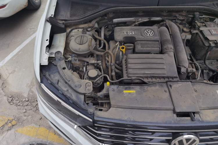 Used Volkswagen T-ROC 2020 280TSI DSG Two-Wheel Drive Comfort Version Engine Bay Right