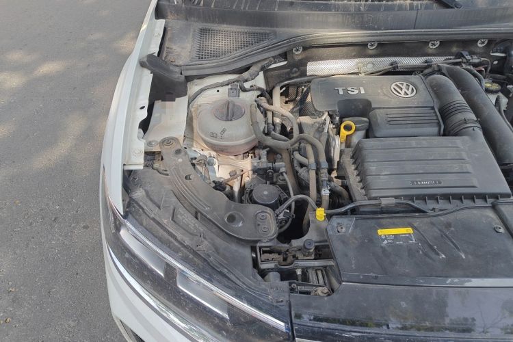 Used Volkswagen T-ROC 2020 230TSI DSG Two-Wheel Drive Advanced Version Engine Bay Right