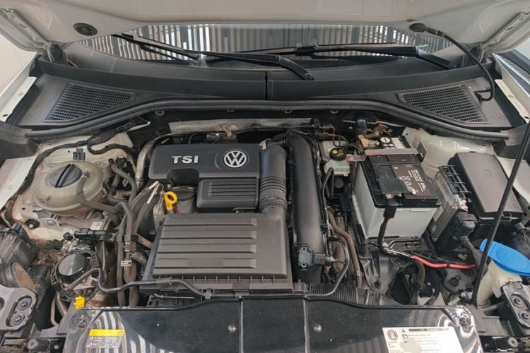 Used Volkswagen T-ROC 2020 280TSI DSG Two-Wheel Drive Comfort Version Engine Bay