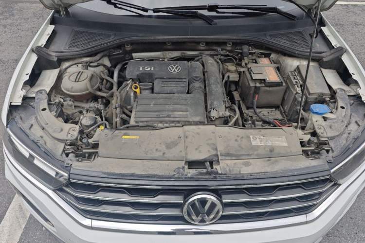 Used Volkswagen T-ROC 2020 280TSI DSG Two-Wheel Drive Comfort Version Engine Bay