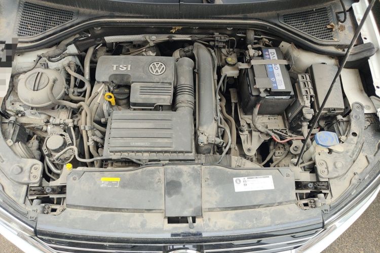 Used Volkswagen T-ROC 2020 280TSI DSG Two-Wheel Drive Comfort Version Engine Bay