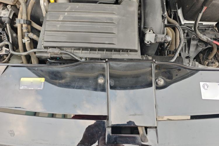 Used Volkswagen T-ROC 2020 280TSI DSG Two-Wheel Drive Comfort Version Engine Bay