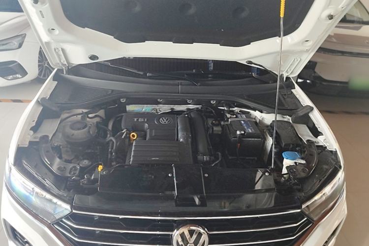 Used Volkswagen T-ROC 2020 280TSI DSG Two-Wheel Drive Comfort Version Engine Bay