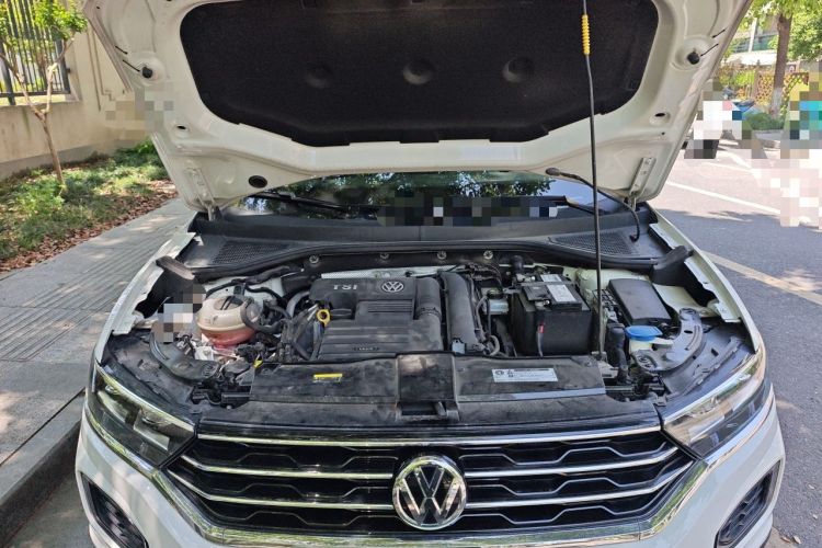 Used Volkswagen T-ROC 2020 280TSI DSG Two-Wheel Drive Advanced Version Engine Bay