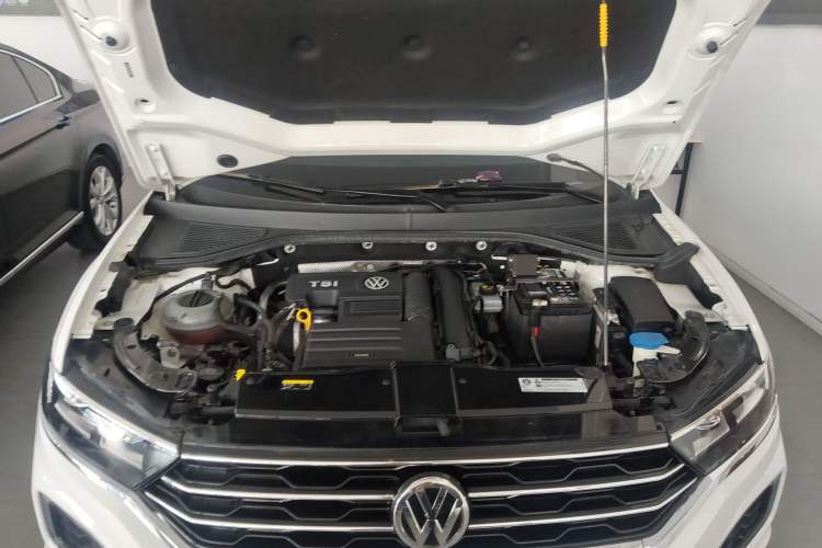 Used Volkswagen T-ROC 2020 280TSI DSG Two-Wheel Drive Comfort Version Engine Bay