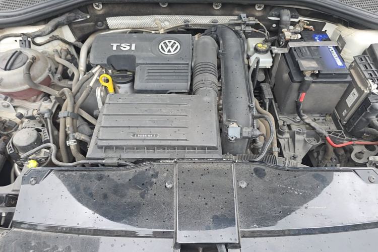 Used Volkswagen T-ROC 2020 280TSI DSG Two-Wheel Drive Comfort Version Engine Bay