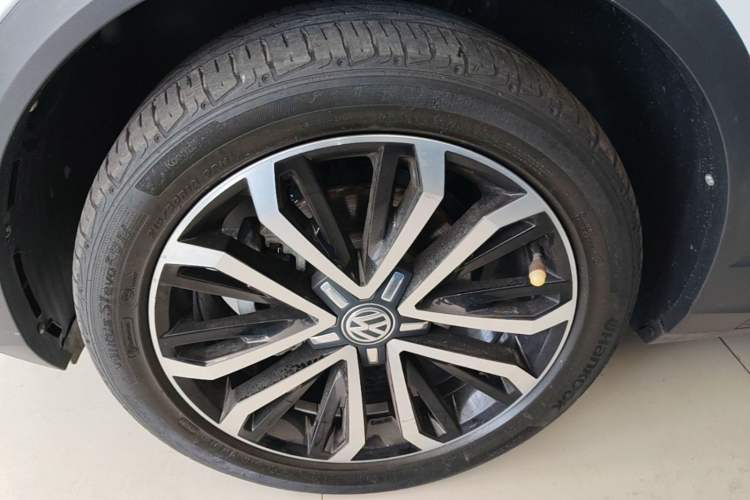 Used Volkswagen T-ROC 2020 280TSI DSG Two-Wheel Drive Comfort Version Exterior 4
