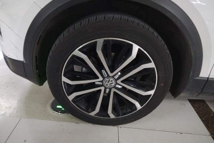 Used Volkswagen T-ROC 2020 280TSI DSG Two-Wheel Drive Comfort Version Exterior 4