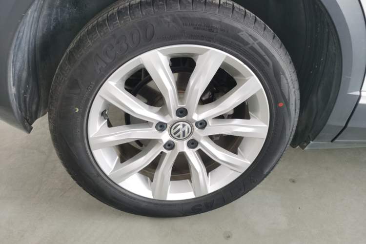 Used Volkswagen T-ROC 2020 280TSI DSG Two-Wheel Drive Advanced Version Exterior 5