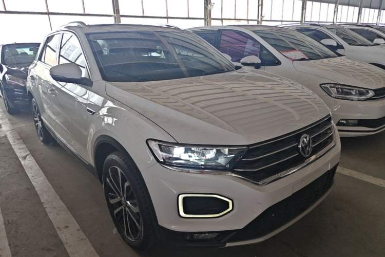 Used Volkswagen T-ROC 2020 280TSI DSG Two-Wheel Drive Comfort Version Front Right 45 Deg