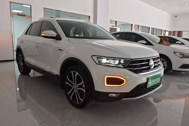 Used Volkswagen T-ROC 2020 280TSI DSG Two-Wheel Drive Comfort Version Front Right 45 Deg