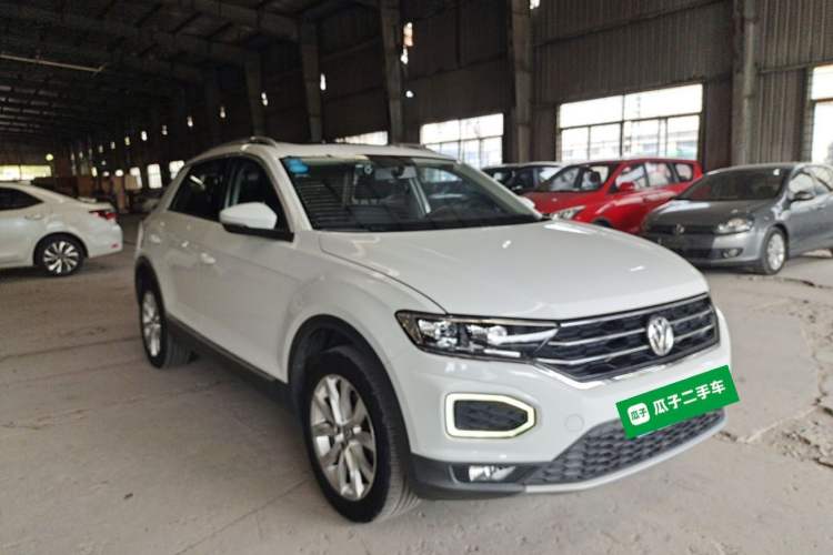 Used Volkswagen T-ROC 2020 230TSI DSG Two-Wheel Drive Advanced Version Front Right 45 Deg