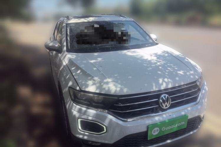 Used Volkswagen T-ROC 2020 230TSI DSG Two-Wheel Drive Advanced Version Front Right 45 Deg