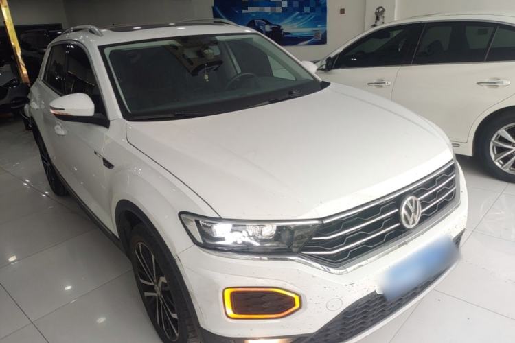 Used Volkswagen T-ROC 2020 280TSI DSG Two-Wheel Drive Comfort Version Front Right 45 Deg