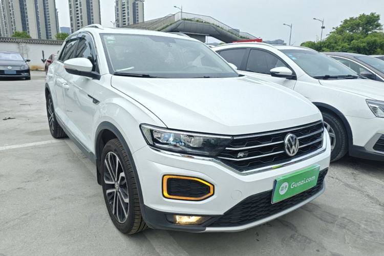 Used Volkswagen T-ROC 2020 280TSI DSG Two-Wheel Drive Comfort Version Front Right 45 Deg