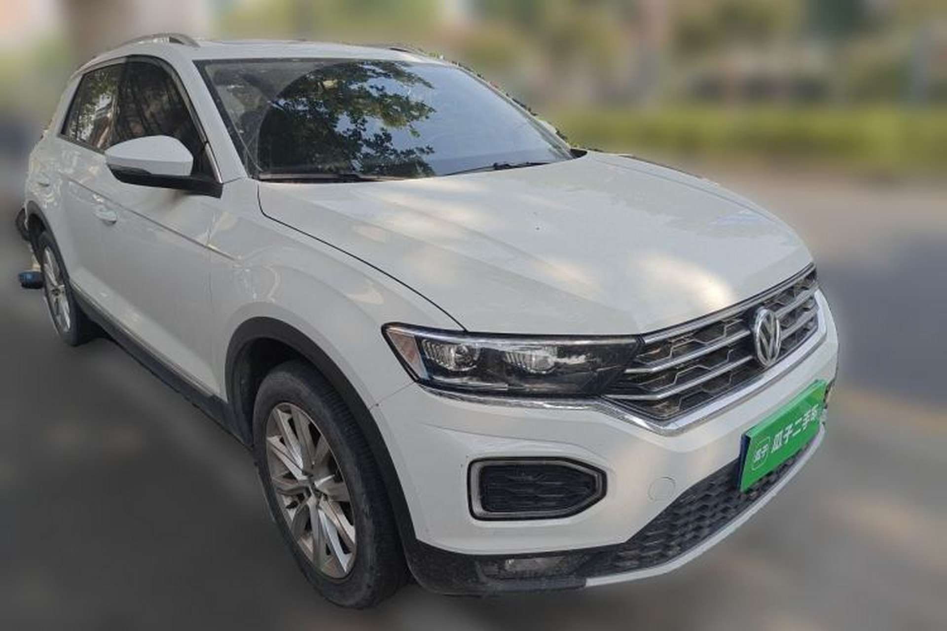 Used Volkswagen T-ROC 2020 230TSI DSG Two-Wheel Drive Advanced Version Front Right 45 Deg