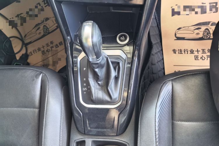 Used Volkswagen T-ROC 2020 280TSI DSG Two-Wheel Drive Comfort Version Gear Lever