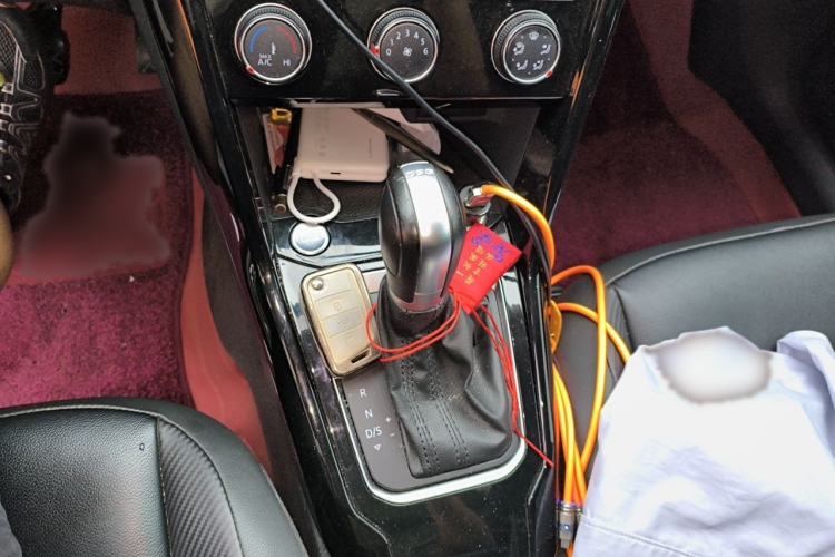 Used Volkswagen T-ROC 2020 280TSI DSG Two-Wheel Drive Comfort Version Gear Lever