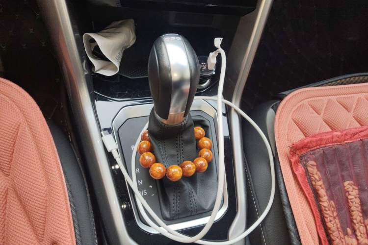 Used Volkswagen T-ROC 2020 230TSI DSG Two-Wheel Drive Advanced Version Gear Lever
