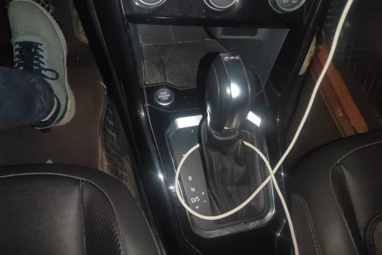 Used Volkswagen T-ROC 2020 280TSI DSG Two-Wheel Drive Comfort Version Gear Lever