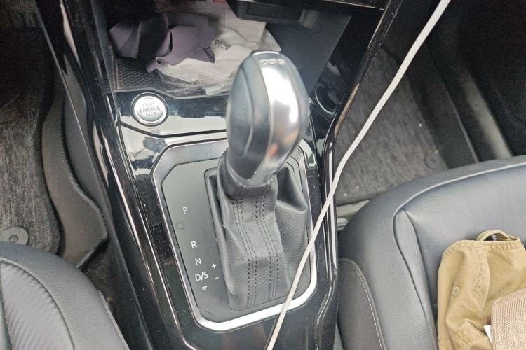 Used Volkswagen T-ROC 2020 280TSI DSG Two-Wheel Drive Comfort Version Gear Lever