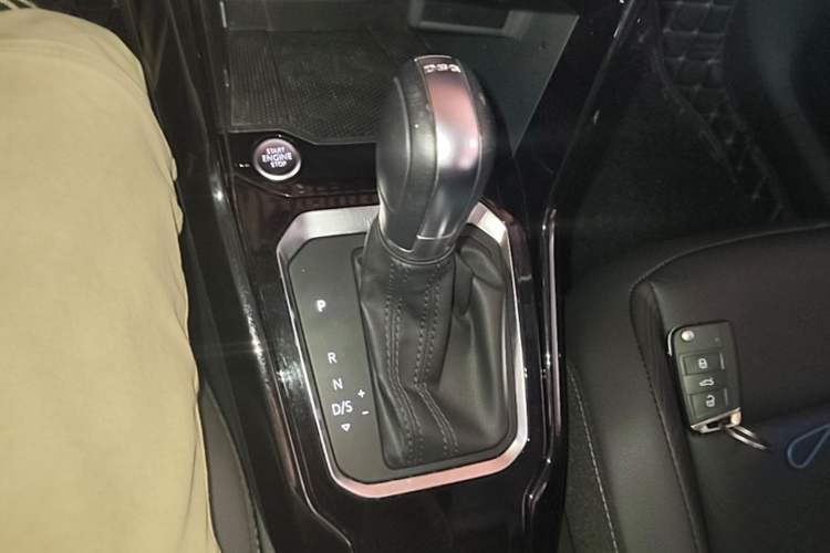 Used Volkswagen T-ROC 2020 280TSI DSG Two-Wheel Drive Comfort Version Gear Lever