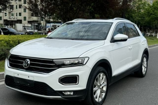 Ojetý Volkswagen T-ROC 2020 230TSI DSG Two-Wheel Drive Advanced Version