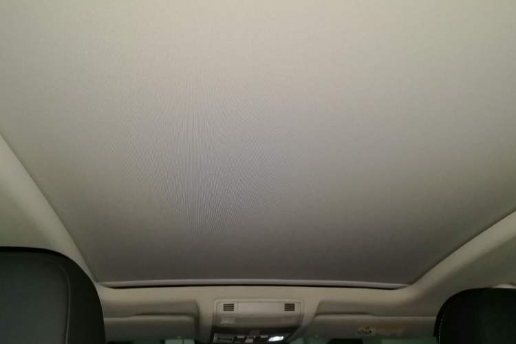 Used Volkswagen T-ROC 2020 280TSI DSG Two-Wheel Drive Comfort Version Headliner