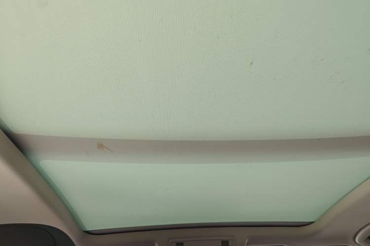 Used Volkswagen T-ROC 2020 280TSI DSG Two-Wheel Drive Comfort Version Headliner