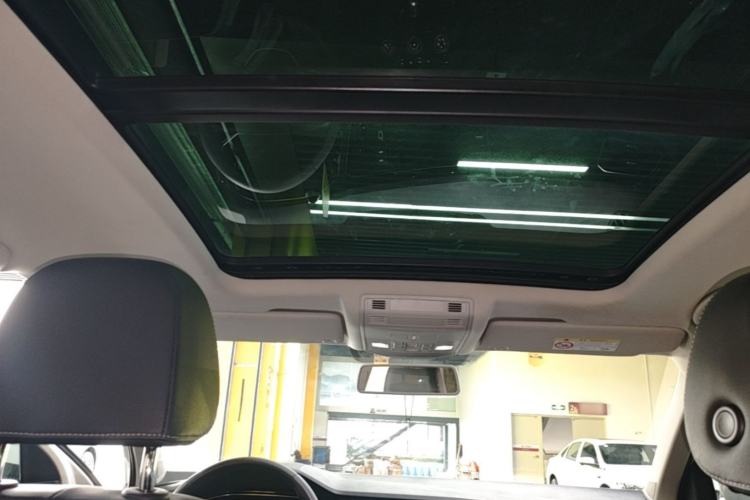 Used Volkswagen T-ROC 2020 280TSI DSG Two-Wheel Drive Comfort Version Headliner