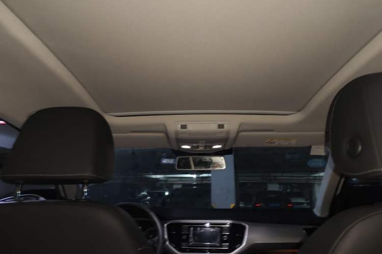 Used Volkswagen T-ROC 2020 280TSI DSG Two-Wheel Drive Advanced Version Headliner