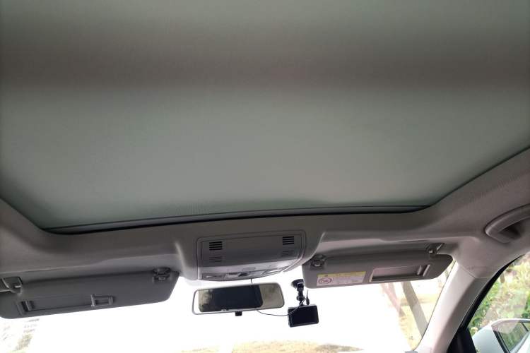 Used Volkswagen T-ROC 2020 280TSI DSG Two-Wheel Drive Comfort Version Headliner
