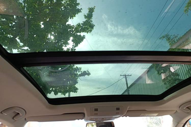Used Volkswagen T-ROC 2020 230TSI DSG Two-Wheel Drive Advanced Version Headliner