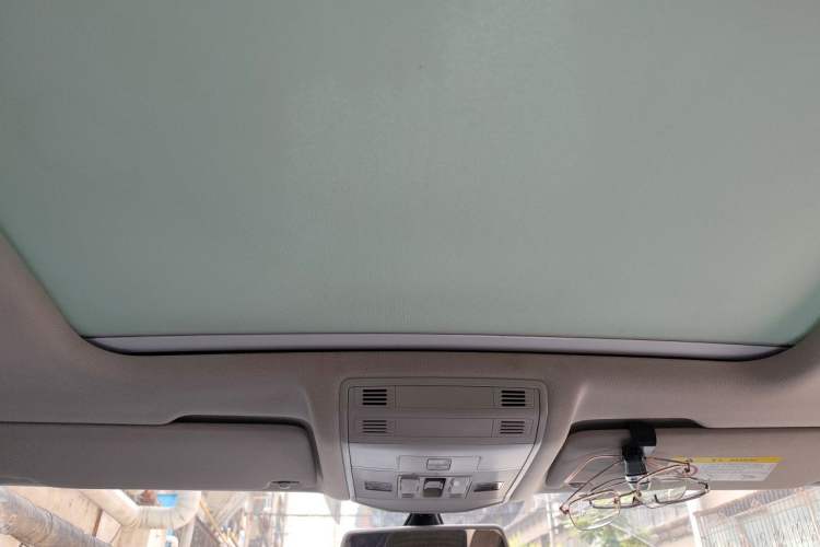 Used Volkswagen T-ROC 2020 280TSI DSG Two-Wheel Drive Comfort Version Headliner