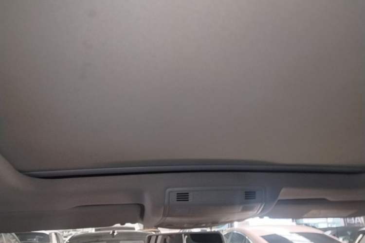 Used Volkswagen T-ROC 2020 280TSI DSG Two-Wheel-Drive Elite Version Headliner
