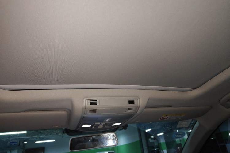Used Volkswagen T-ROC 2020 230TSI DSG Two-Wheel Drive Advanced Version Headliner