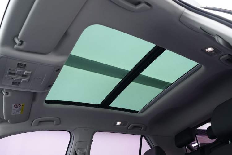 Used Volkswagen T-ROC 2020 280TSI DSG Two-Wheel-Drive Elite Version Headliner