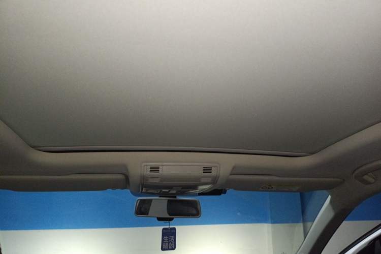 Used Volkswagen T-ROC 2020 280TSI DSG Two-Wheel Drive Comfort Version Headliner