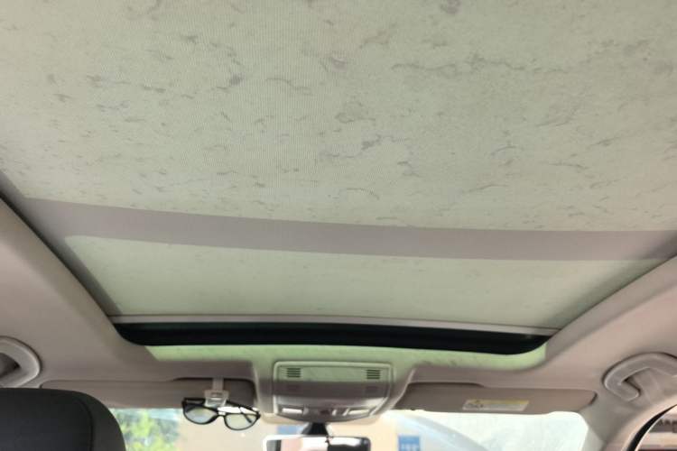 Used Volkswagen T-ROC 2020 280TSI DSG Two-Wheel Drive Comfort Version Headliner